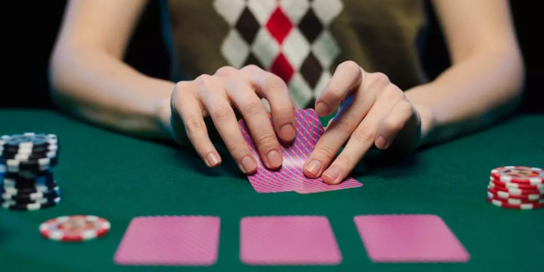 What does it mean to fold in poker?